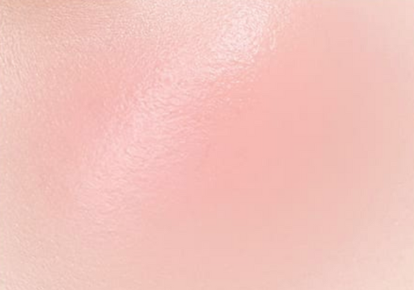 Coral Halo swatch